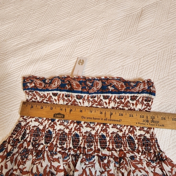 NWT House of Harlow smocked marbled rust skirt. M - Picture 10 of 13